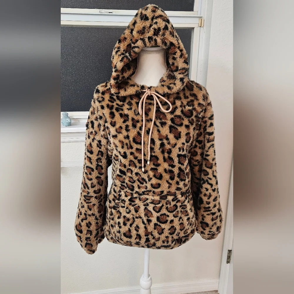 Shein Cozy Leopard Print Hoodie - Brown Faux Fur Pullover. - Picture 2 of 7